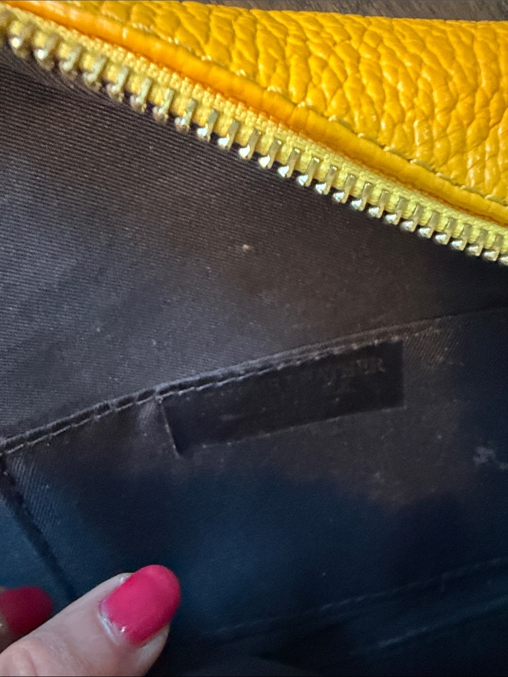 Yellow Leather Crossbody Belt Bag made in Italy - Picture 4 of 5